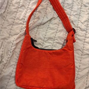 Baggu tomato mini shoulder bag
